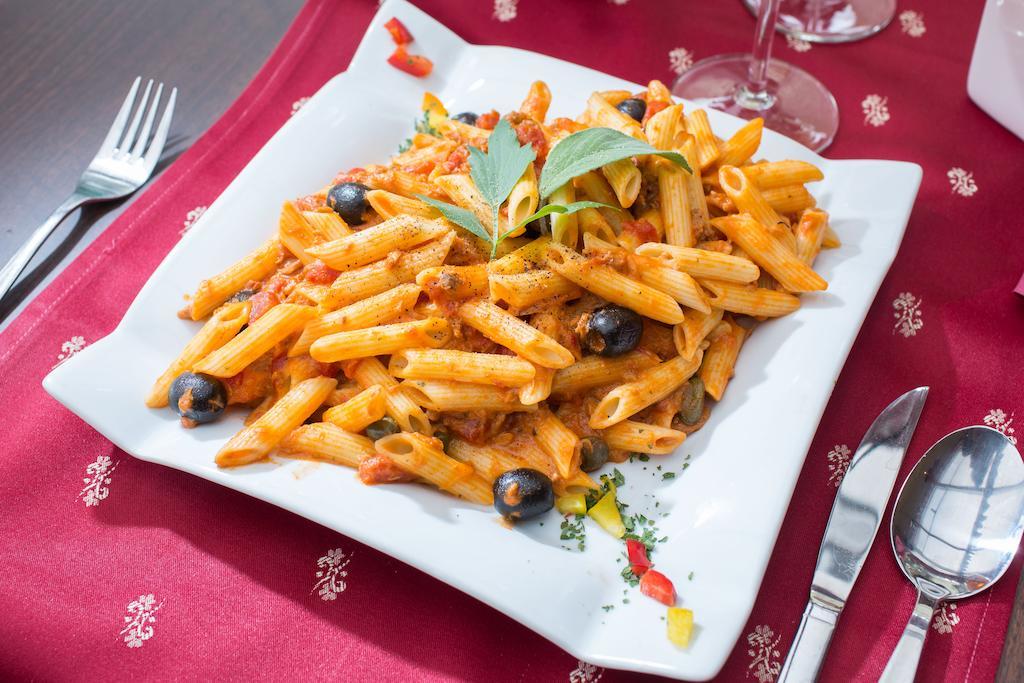 Gästehaus Krappinger/Pizzeria Mamma Mia Ossiach Bagian luar foto