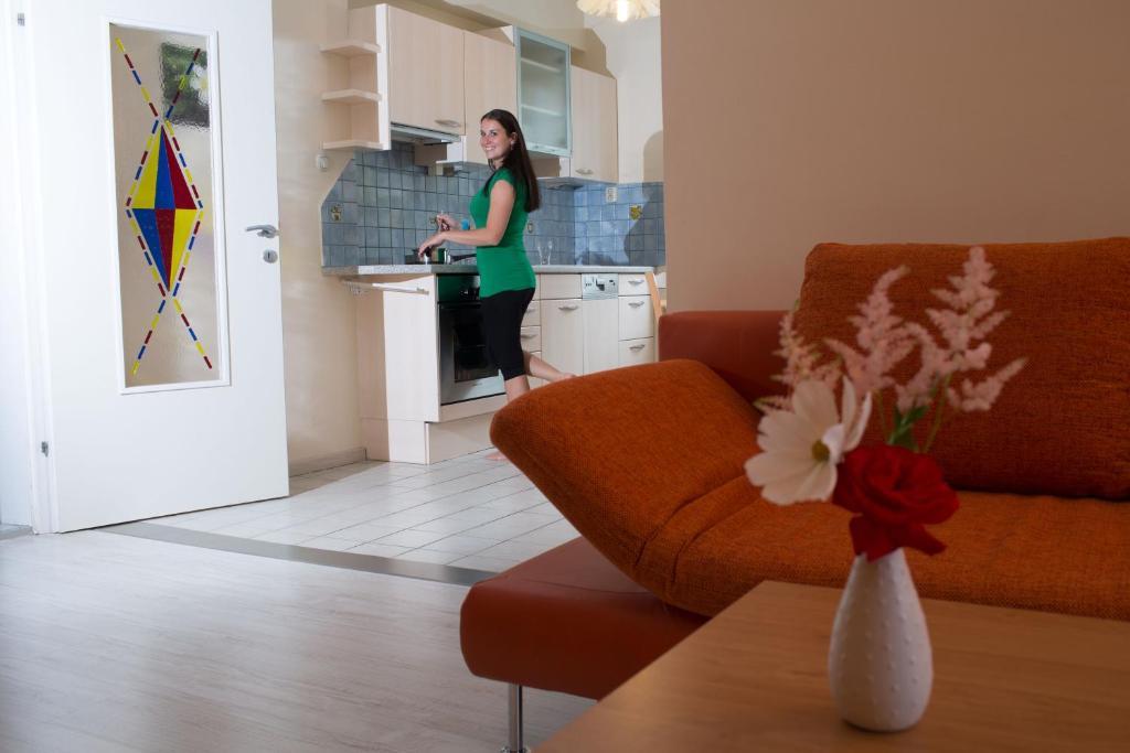 Gästehaus Krappinger/Pizzeria Mamma Mia Ossiach Ruang foto