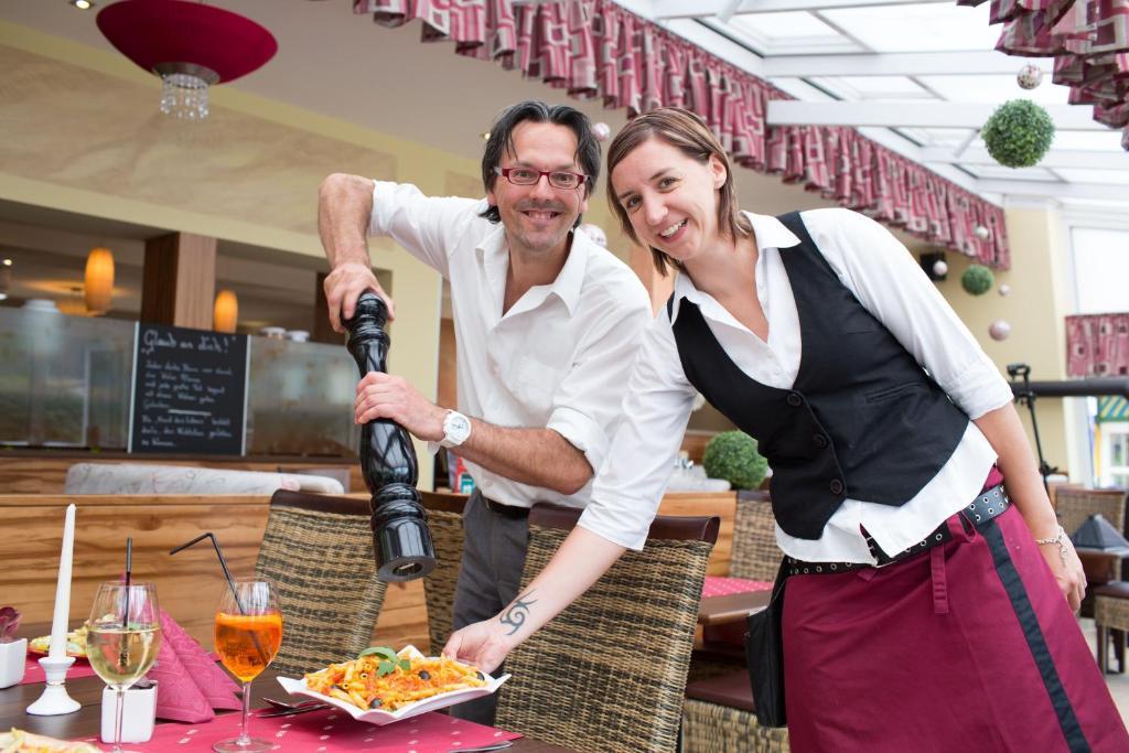 Gästehaus Krappinger/Pizzeria Mamma Mia Ossiach Bagian luar foto