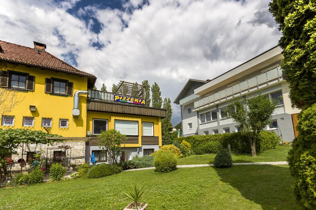 Gästehaus Krappinger/Pizzeria Mamma Mia Ossiach Bagian luar foto